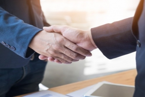 Tecnología y emprendimiento, profesiones con mayor futuro