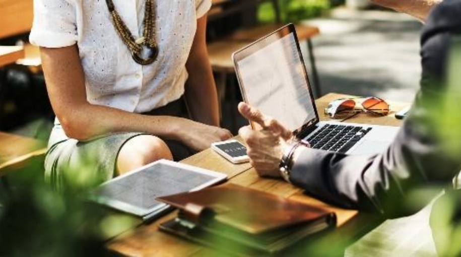 Internet como camino al éxito en los negocios