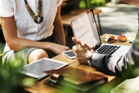 Internet como camino al éxito en los negocios